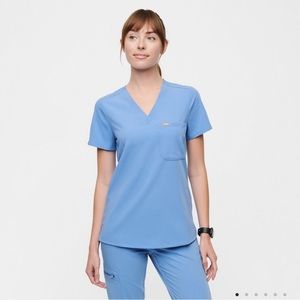 Figs Caterina one pocket scrub top
